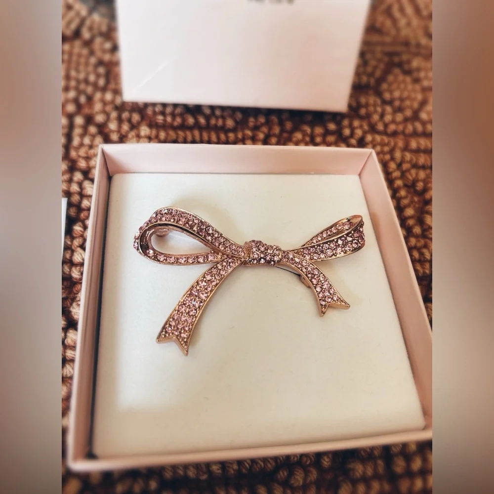 Vintage Bow Brooch